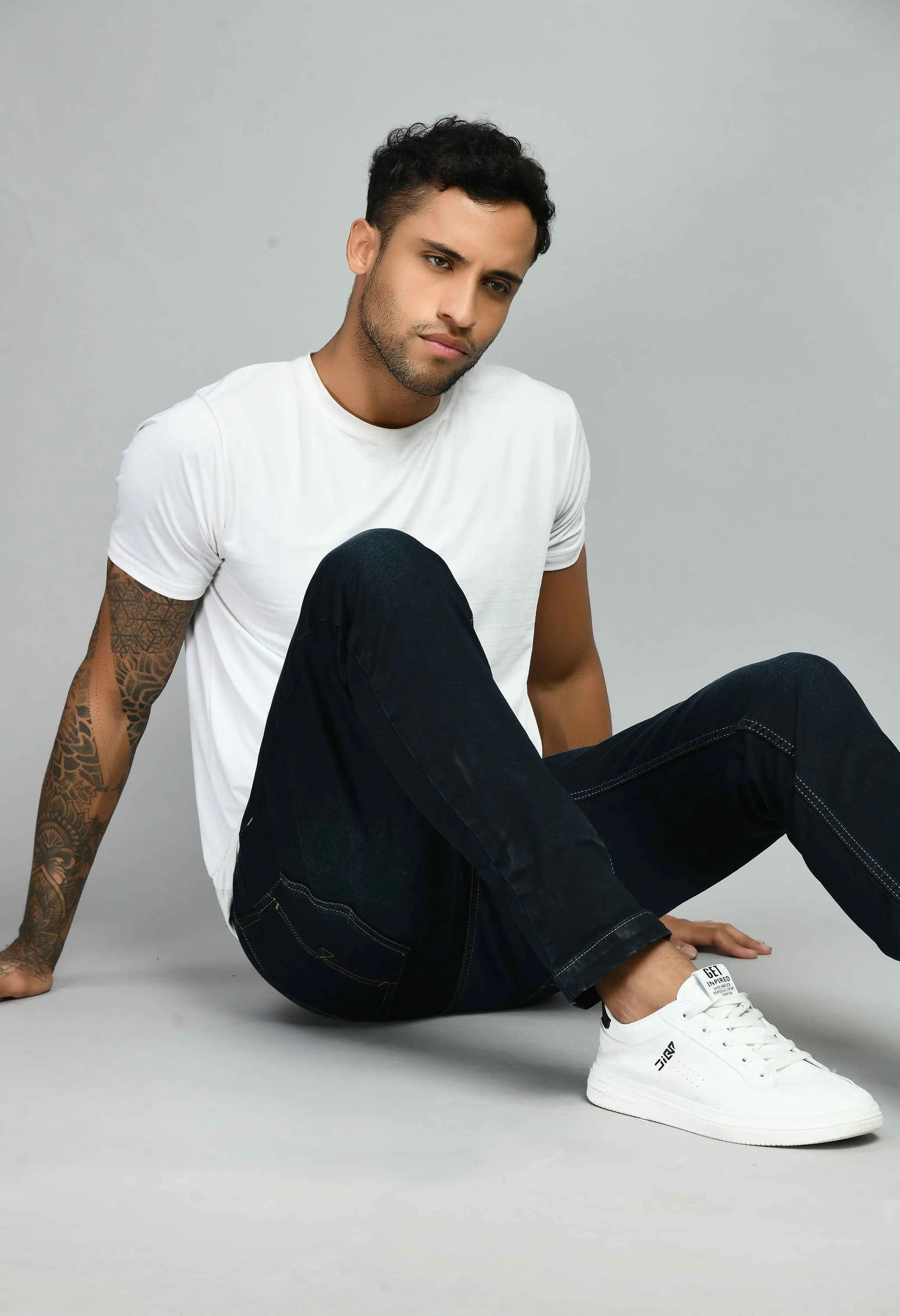 Denim Lycra Mid Rise Slim Fit Jeans