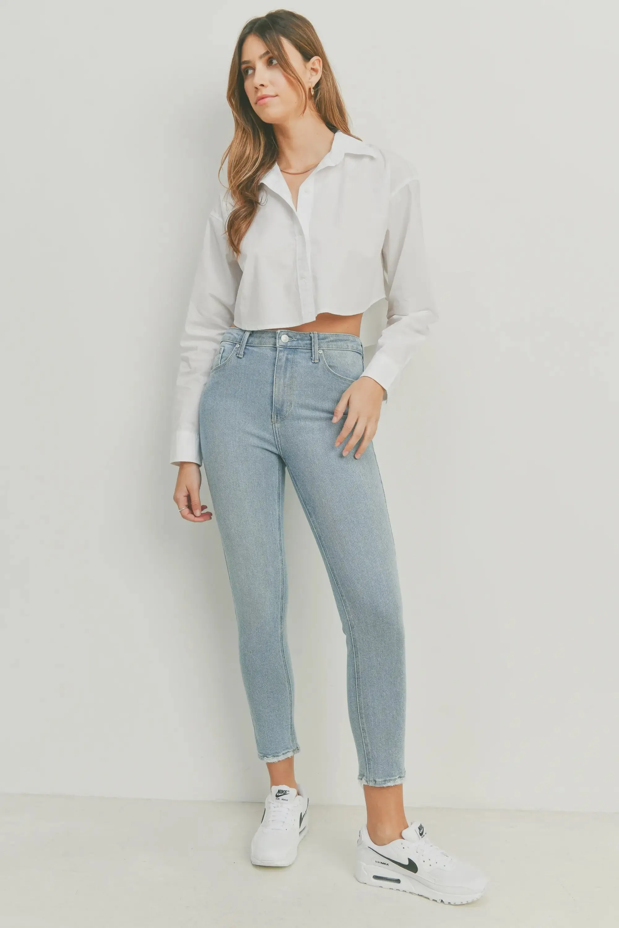 THE HR ESSENTIAL SKINNY DENIM